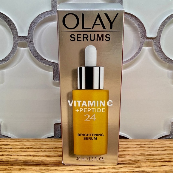 OLAY Vitamin C + Peptide 24 Brightening Serum - Picture 1 of 2